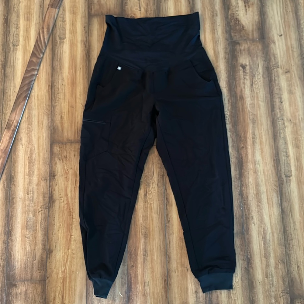 Figs maternity scrub pant